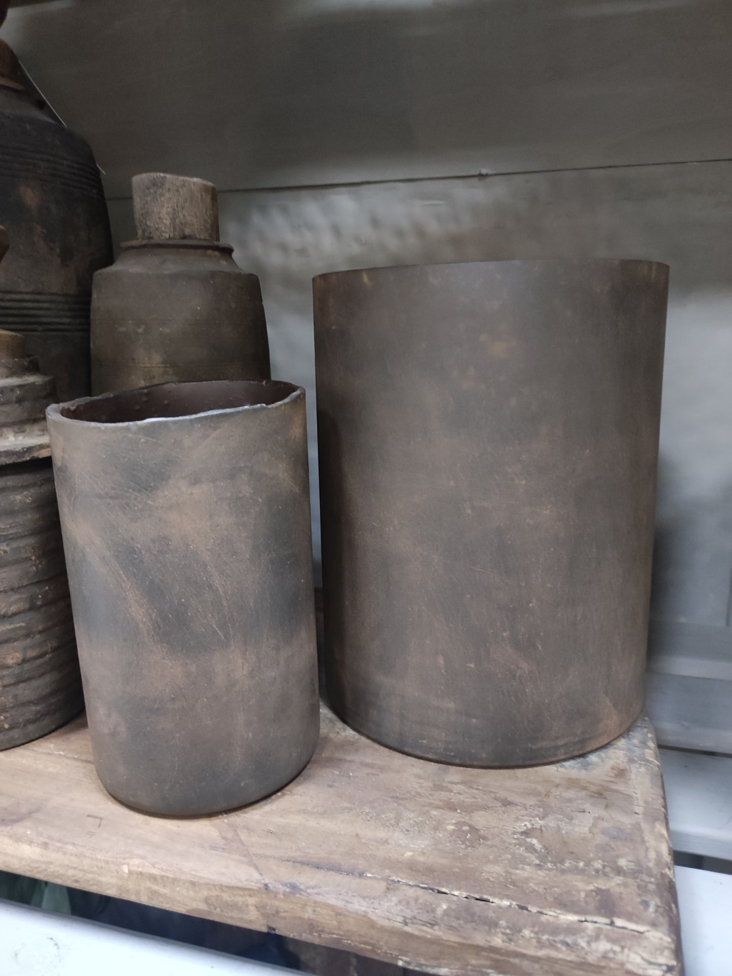 Roest bruin windlicht (links op afbeelding)