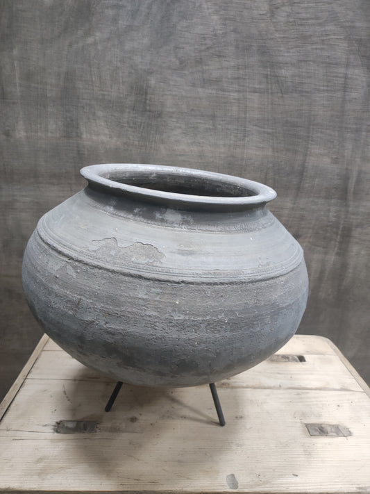Tuimel pot op pootjes 3