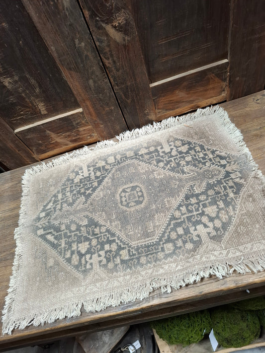 Shabby kelim sierkleedtje