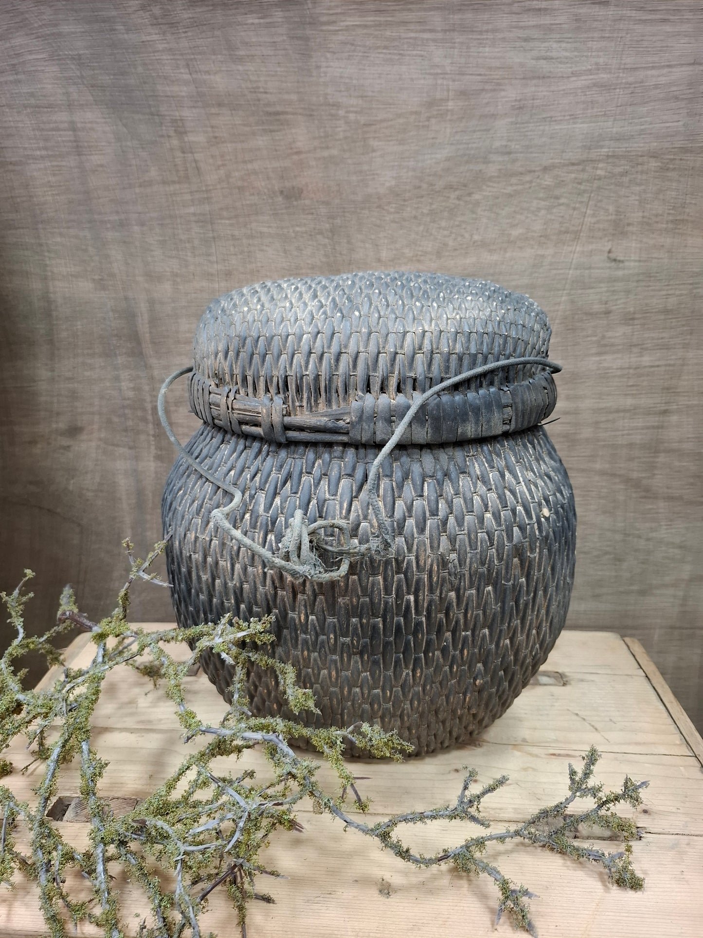 Chinese mand met deksel