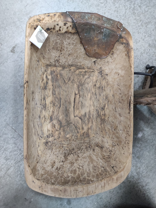 Houten trog